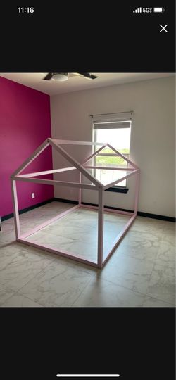 Bed canopy $25