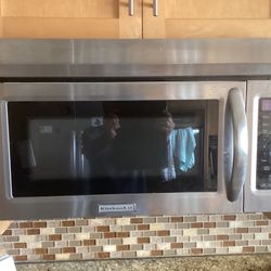 Kitchen Aid  Microwave 