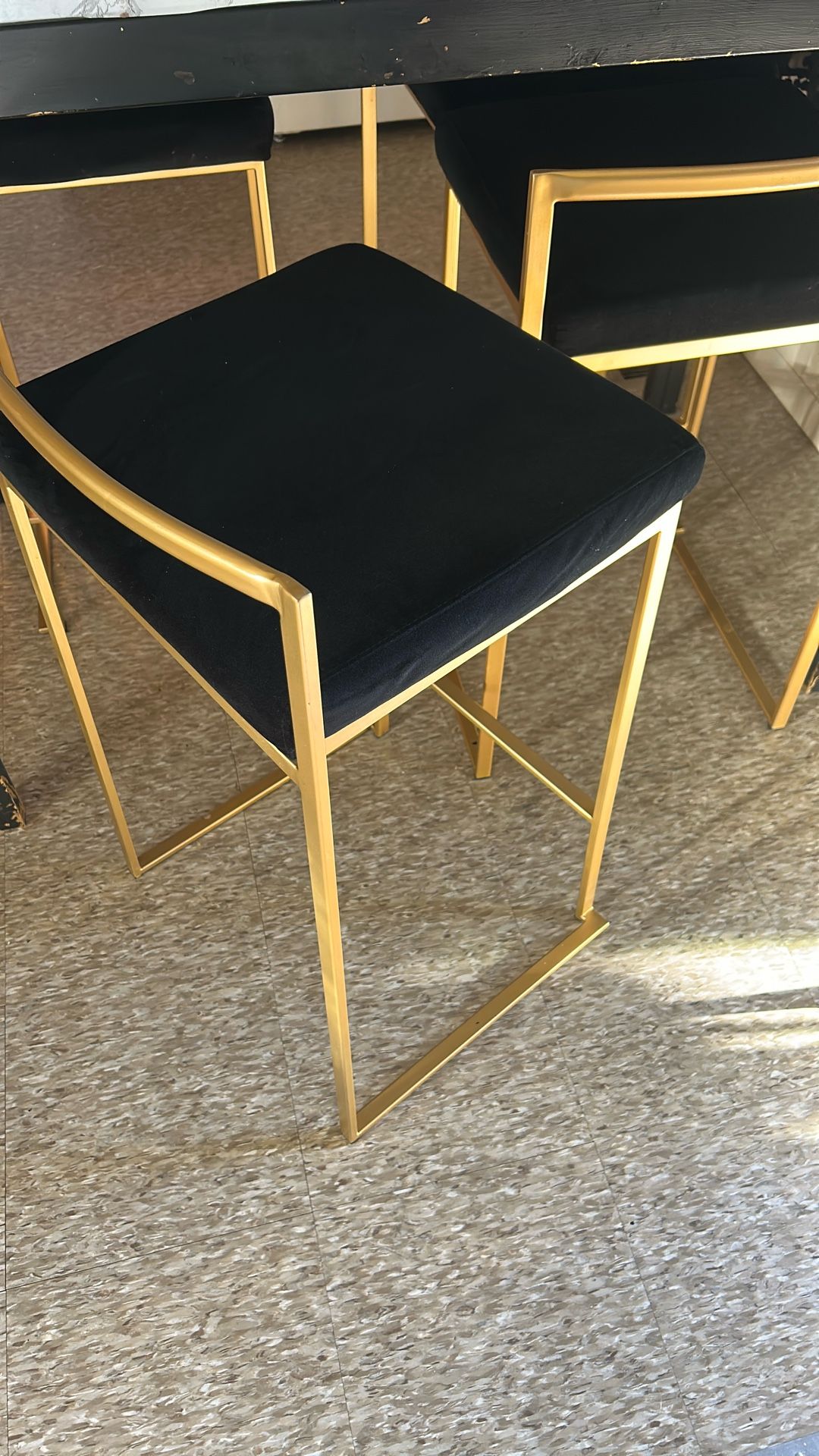 Set Of 4 Bar Stools