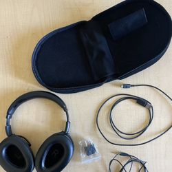 Sennheiser PXC 550-|| Wireless Headphones