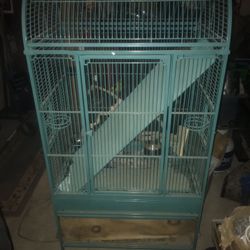 5’ parrot cage with rap-around skirt