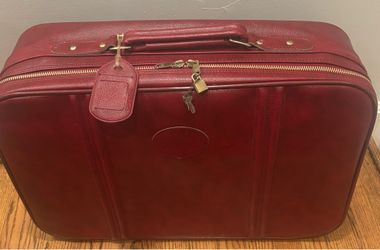 Beautiful Sears Beautiful Vintage Burgundy Faux Leather Suitcase