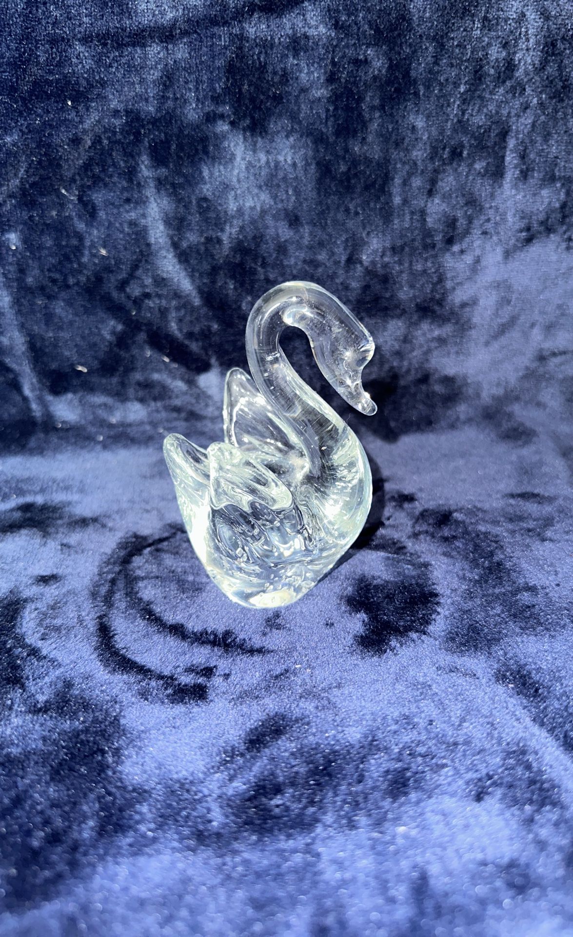 Art Glass Swan Paperweight Small Statue Figurine
