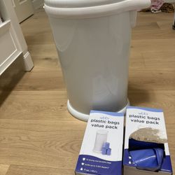 White Ubbi Diaper Pail & Diaper Pail Bags