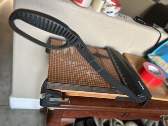 Heavy-Duty X-Acto Paper Cutter – Excellent Condition