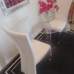 Dining Chairs/ Table
