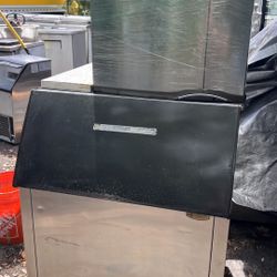 Manitowoc Ice Marker 500 Pounds - Ice Machine 