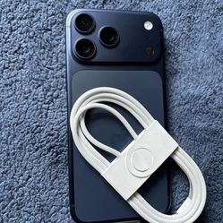 iPhone 17 pro max 256GB Locked