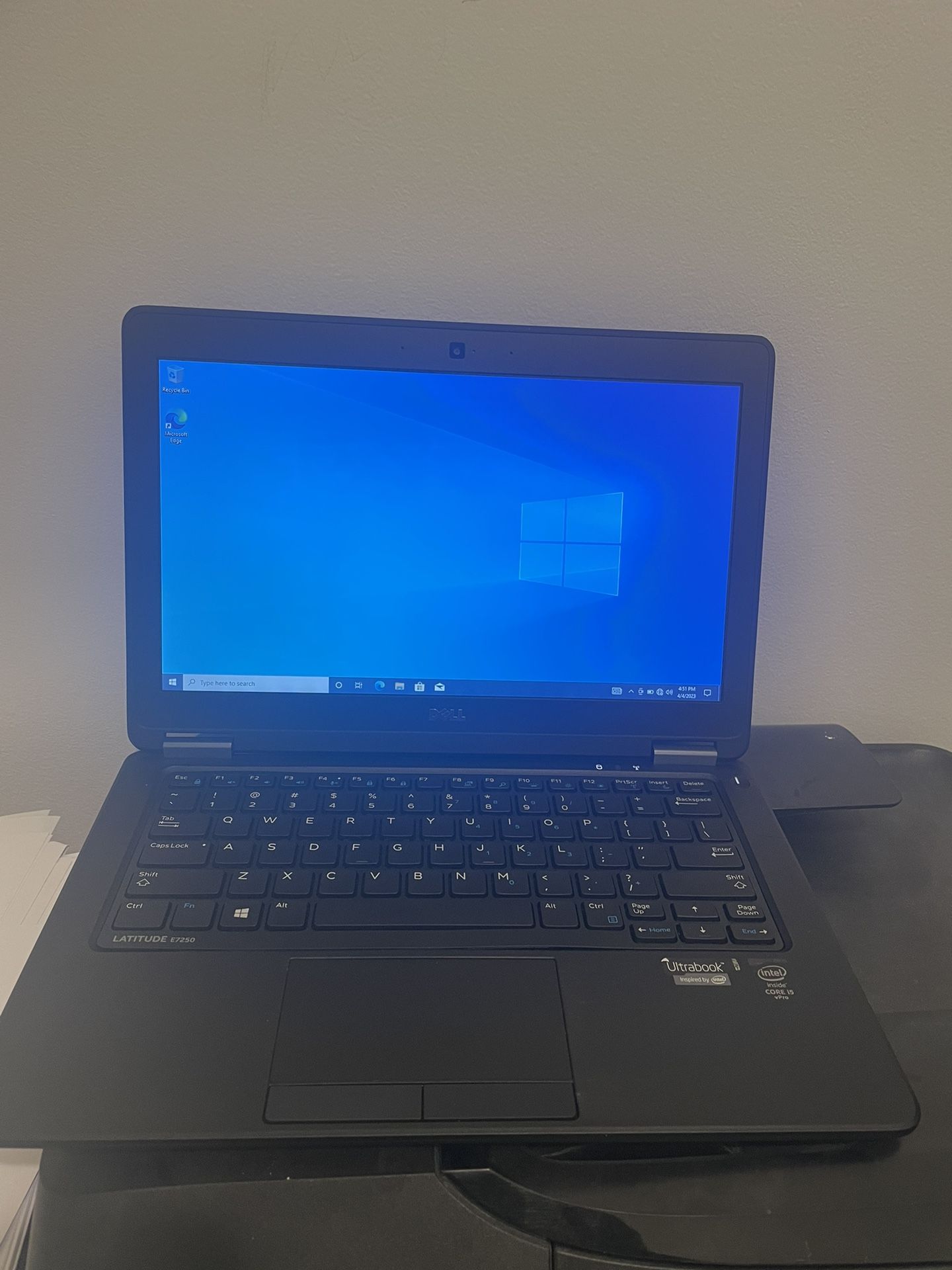 Dell Latitude E7250 Core i5 laptop With Windows 10 Pro, Microsoft Word, Excel and PowerPoint Ready For Use