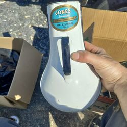Jones Male Enamel Urinal 