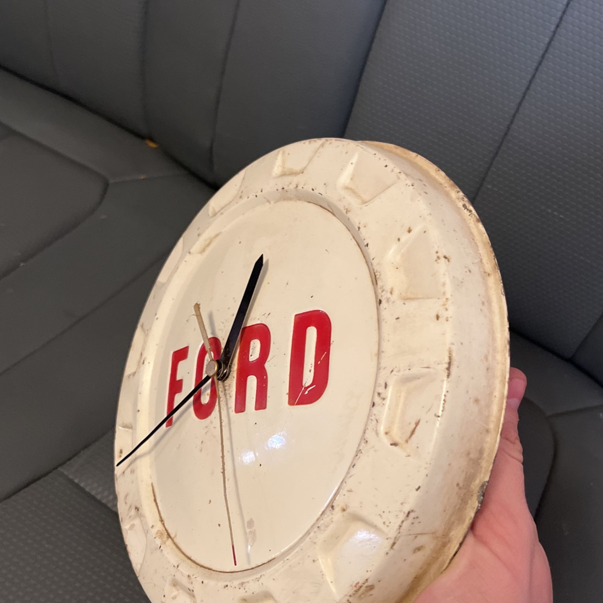 Vintage Ford Hubcap Clock for Sale in Show Low, AZ OfferUp