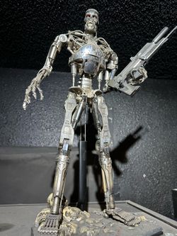 Hot toys quarter scale Endoskeleton