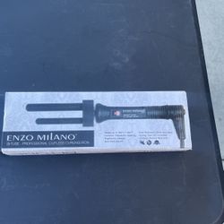 Brand New Professional Curling Iron 