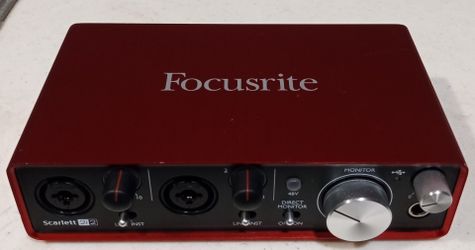 Focusrite Scarlett 2i2