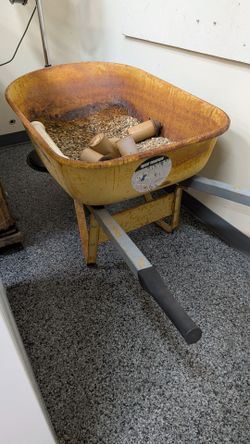 Wheelbarrow