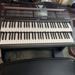 Yamaha ELX-1 Electric Organ