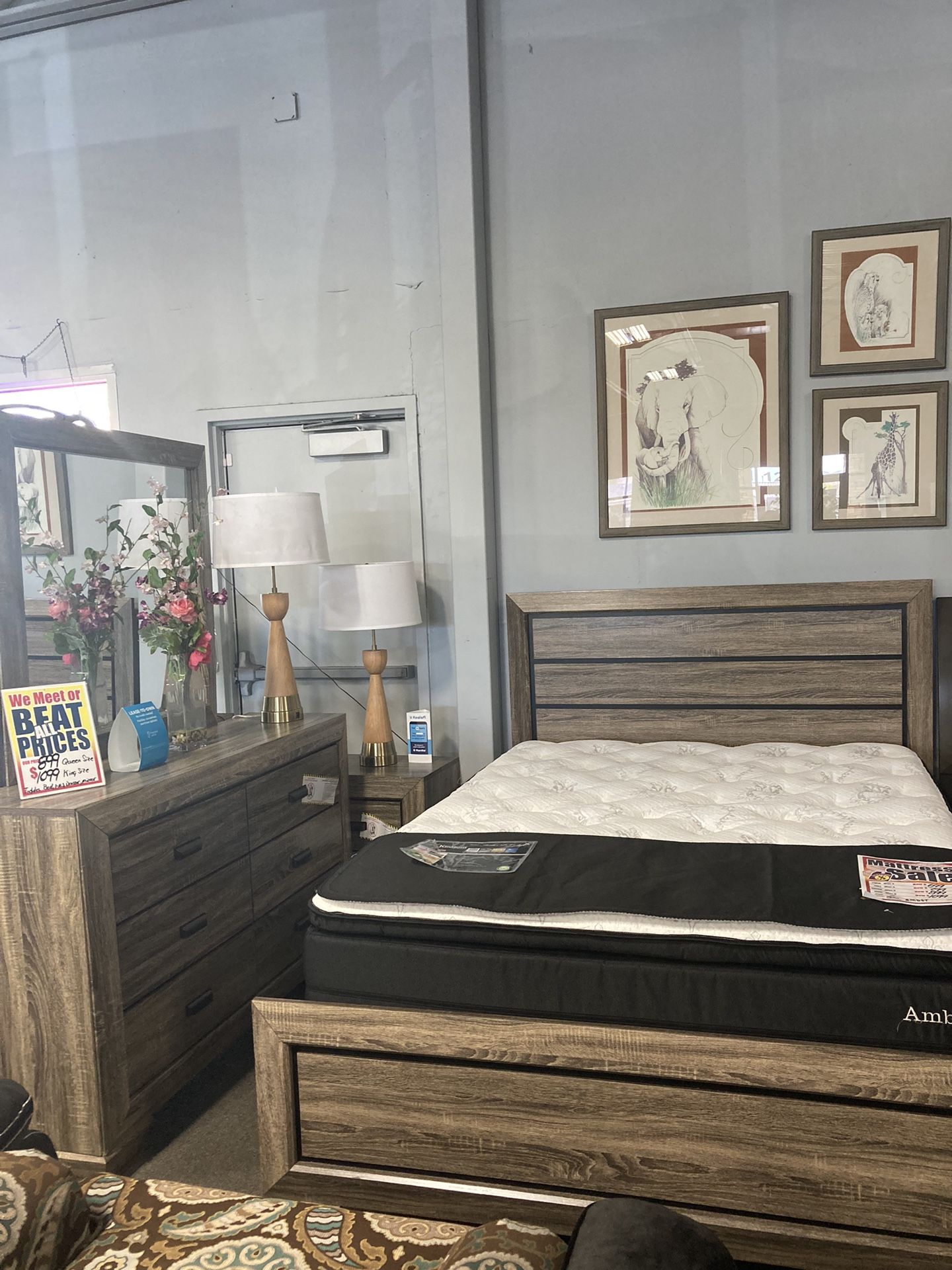 Queen 4Pc Bed Set🤎🤎 Easy Financing Available ✅✅