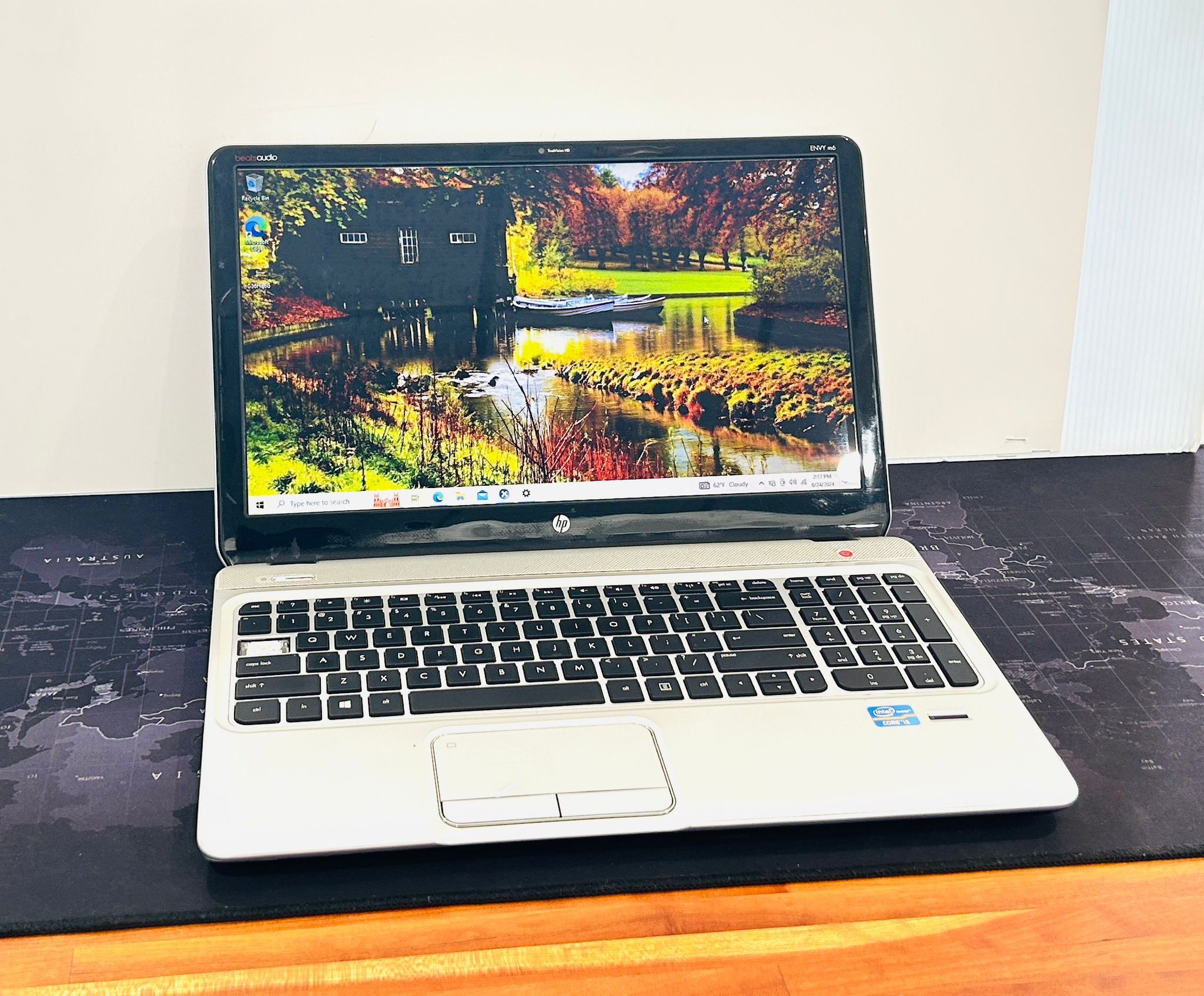 HP Envy 15” m6 Notebook Laptop i5 8GB 256GB SSD Fully Functional Windows 10