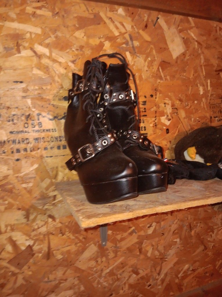 Jinpin boots