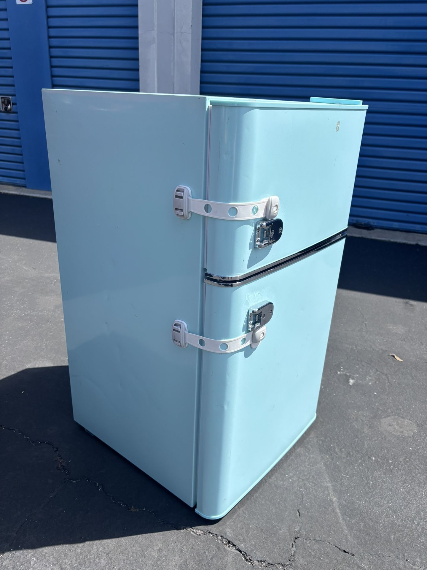Insignia Mini Fridge