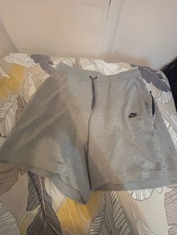 Nike Tech gray shorts