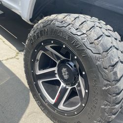 20” 8 Lugs Rims And Tires 