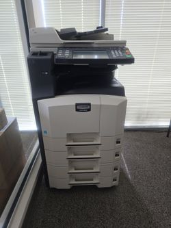 Printer Kyocera KM-2560
