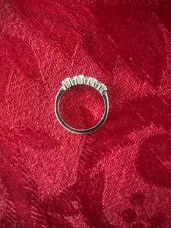 14k white gold diamond ring