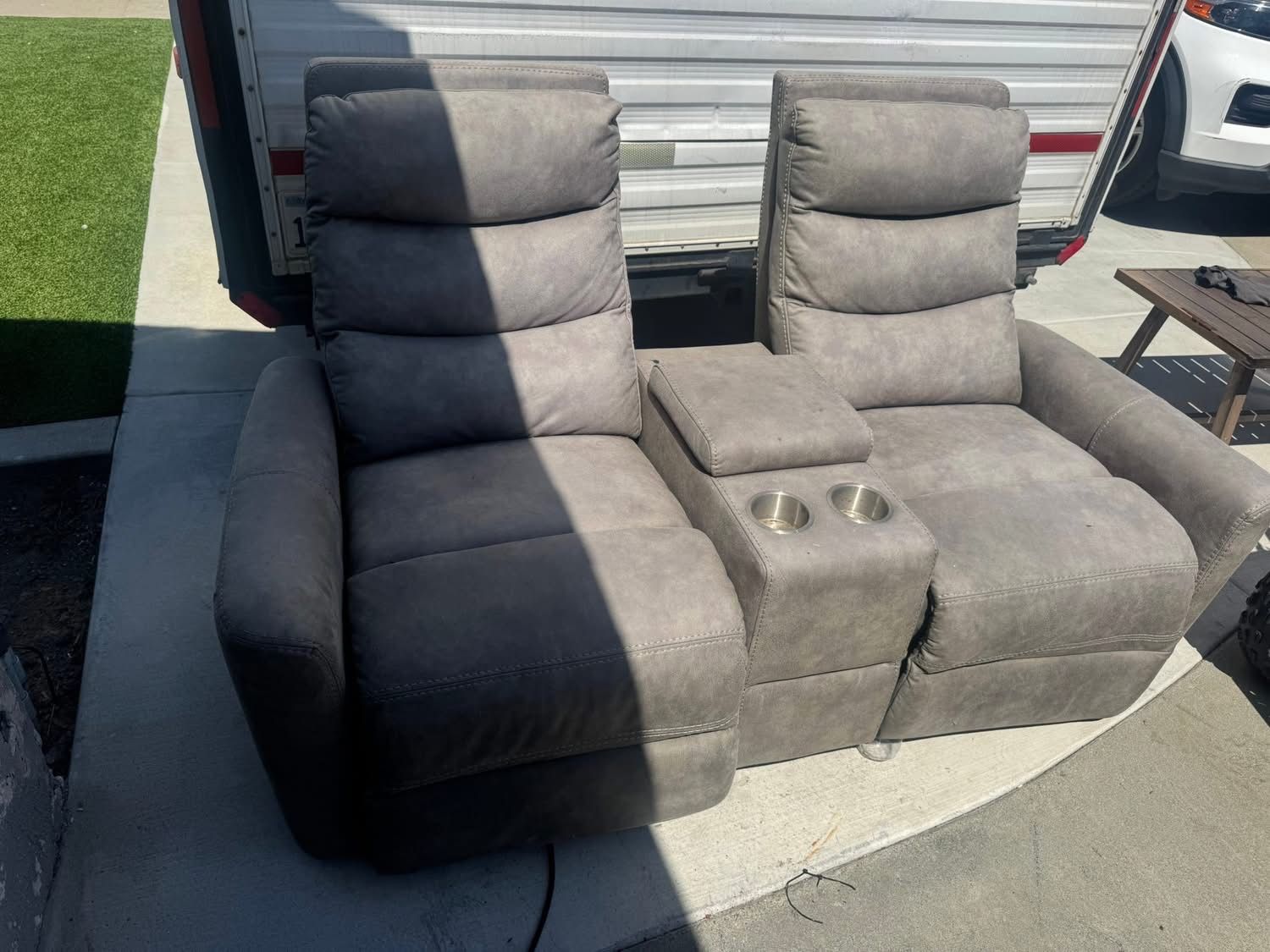 1 Reclined Sofa