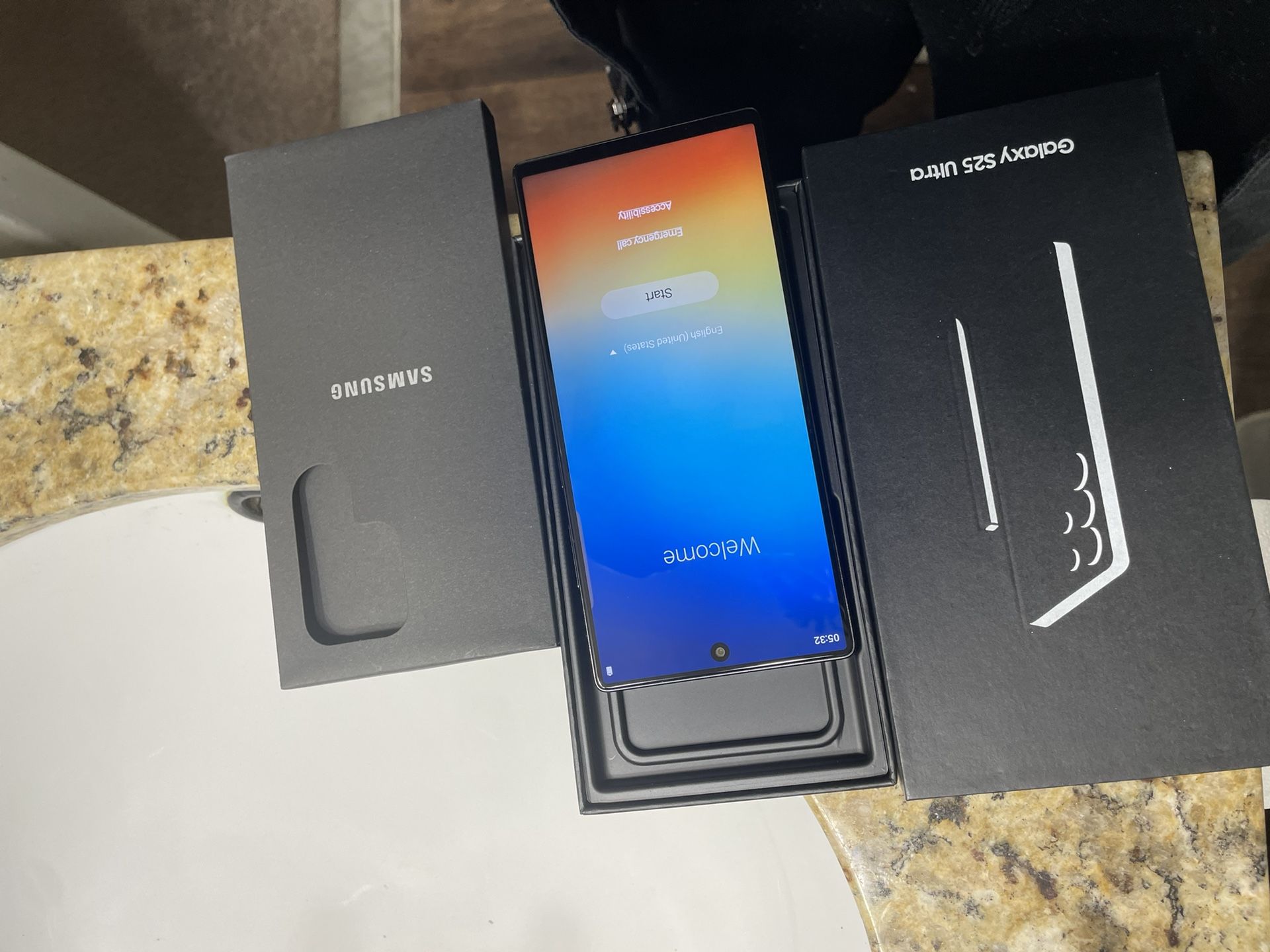 SAMSUNG S25 ULTRA UNLOCKED 1TB NEW