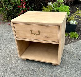 Henderon Artefacts Nightstand Set (2) DELIVERY AVAILABLE
