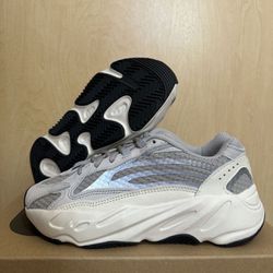 Adidas Yeezy Boost 700 Wave Runner B75571 Men's Size 5 / 6 Womens Brand New