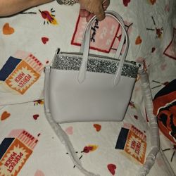 New No Tags Kate Spade Grey & Siver Crssbdy Look at Flaw In Last Pic Scratch 