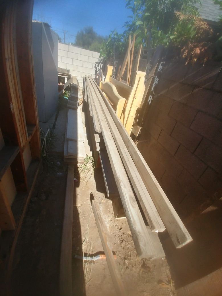 FREE wood in LaVerne plywood 2x4 lumber 10×12 beam