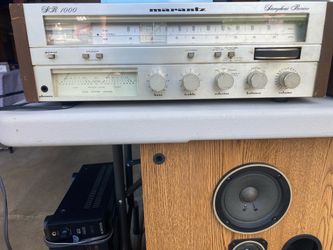 Beautiful vintage Marantz SR 1000 receiver