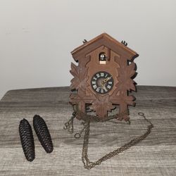 Vintage Cuckoo Clock for Parts or Repair (Made in Germany)