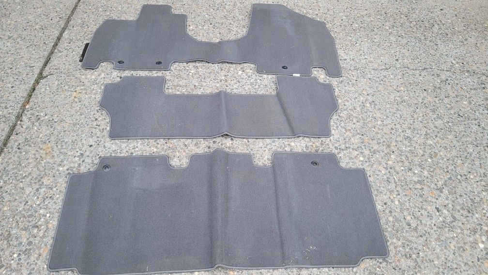 Unused 2011-2017 Honda Odyssey Carpet Gray Floor Mats