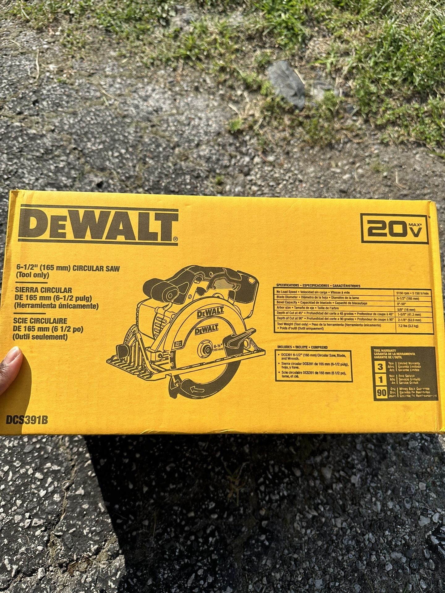 Dewalt 6-1/21 (165 mm) CIRCULAR SAW (Tool only) Cordless 20V