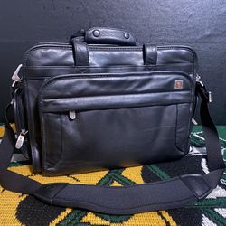 Swiss Gear Leather Laptop Premium Briefcase.