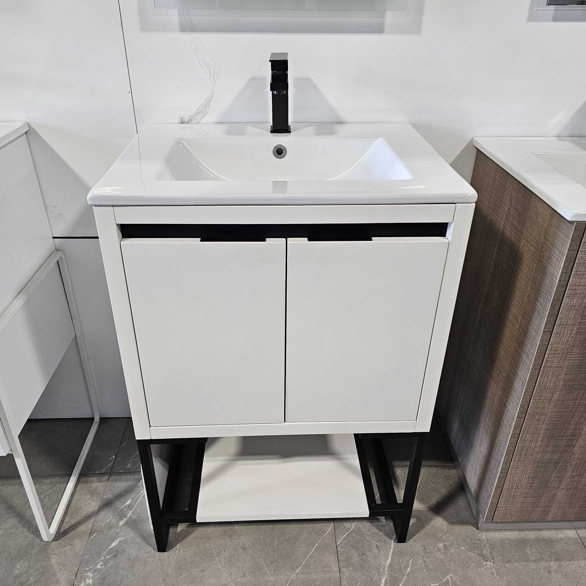 Bathroom Vanity 24”