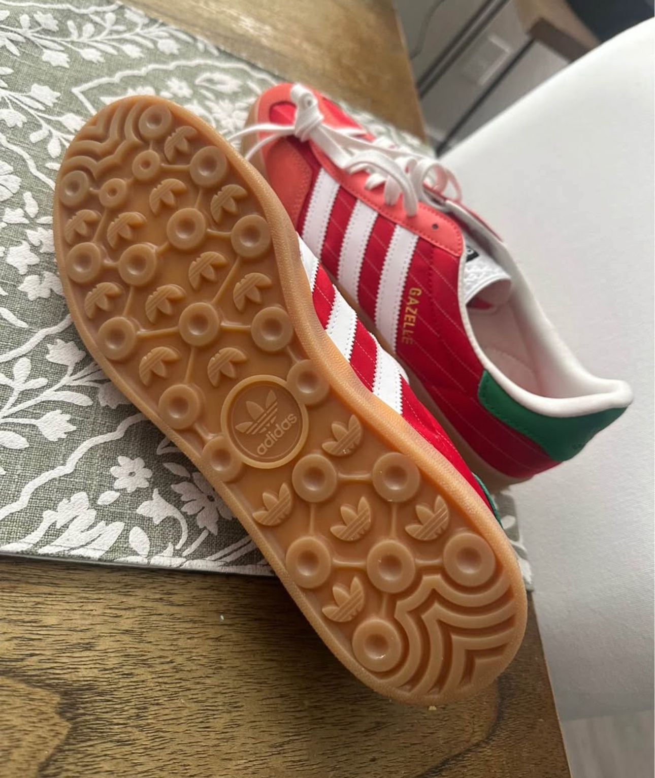 Adidas Gazelle size 8.5