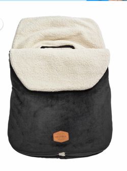 JJ Cole Baby Car Seat Bundle Me