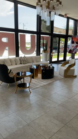 Arabella Living Room 