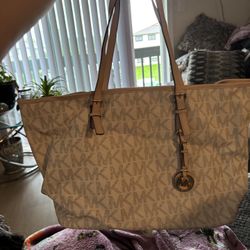 Michael Kors Tote 