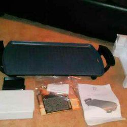 Indoor Grill (Electric grilling station by Todd English!) BRAND NEW! 