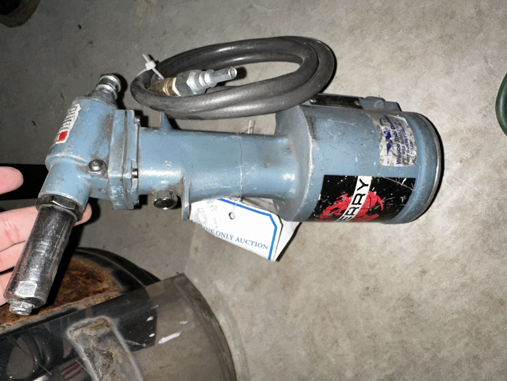 Cherry G703 Rivet Gun