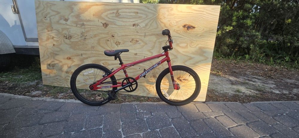 Redline Roam