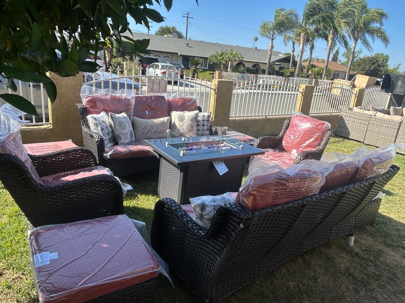 Brand New Patio Outdoor Furniture Set With Fire Pit
