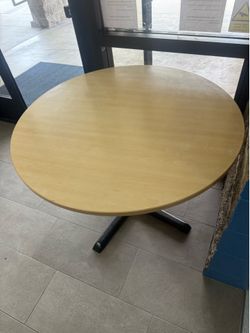 Free table