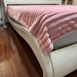 King Bed And Mattress 